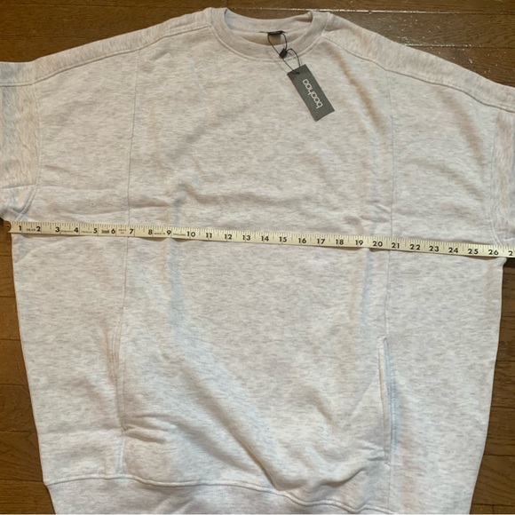 BooHoo Seam & Pocket Detail Crew Neck Oversized Sweatshirt | M | Ash Grey NEW!! - Picture 12 of 14